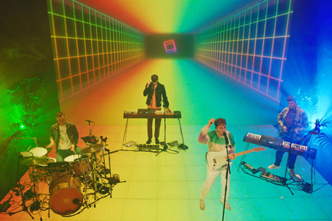 Live In The Internet with Glass Animals