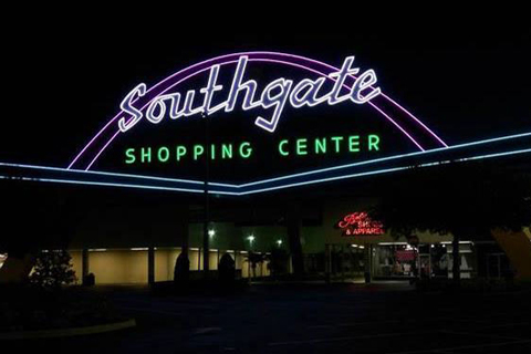 The famous 26m-tall and 42m-wide Arch has been a pop-culture icon since it was built in 1957