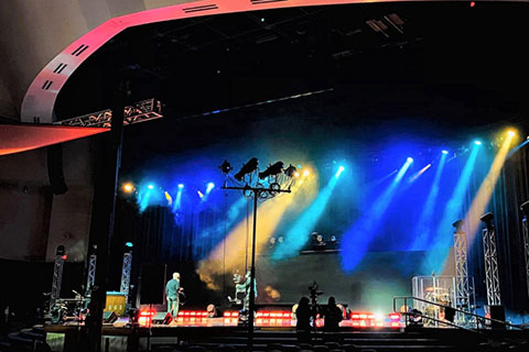 Elizabeth Coco lit three concert videos for the First Baptist Church of Glenarden