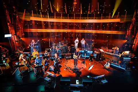 Jamming at The Beacon (photo: Jake Silco)