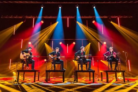 40Fingers play Politeama Rossetti (photo: SImone Di Luca)