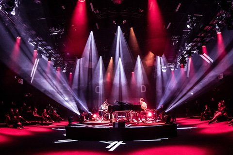 Glass Museum play for a socially-distanced audience at Rockhal (photo: Claude Piscitelli)