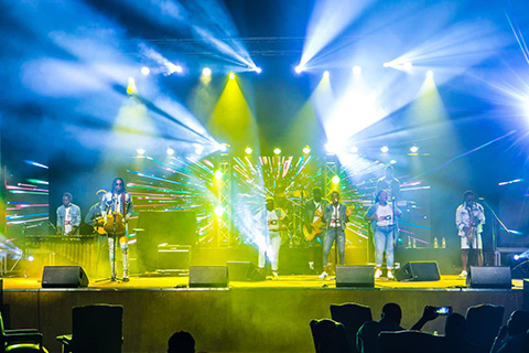 Winky D and Jah Prayzah live in Harare