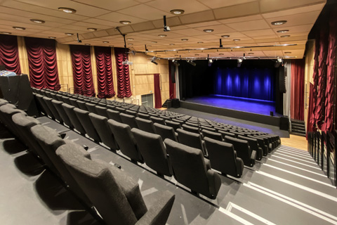 Opened in 1990, Inderøy Kulturhus was the first major cultural centre in the historic Innherred region of Norway