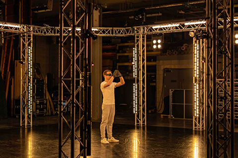 Christopher Harrison in Nicholas Shoesmith's Odyssey (© Andrew Ross)