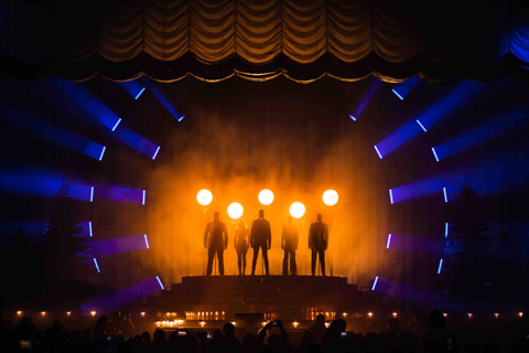 Ayrton Khamsin-S profile luminaires served as the main fixtures for the show