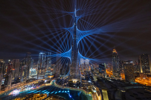 This spectacle will now be projected onto the tower daily until 31 March (photo: Ralph Larmann)