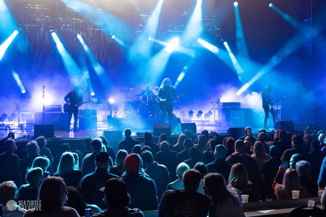 Pale Divine play St Louis (photo: Sea Turtle Creative)