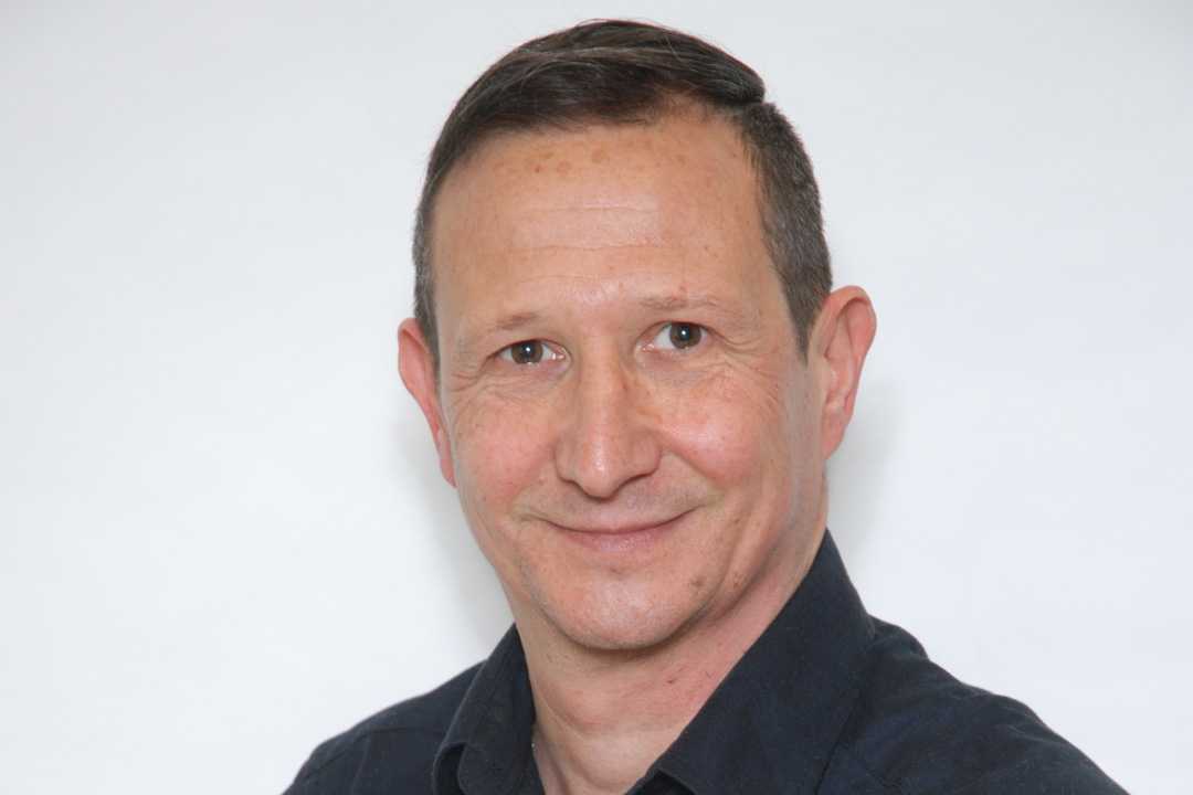 Antonio Parise is based in Rimini