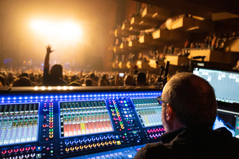 The Earthling tour played to packed houses