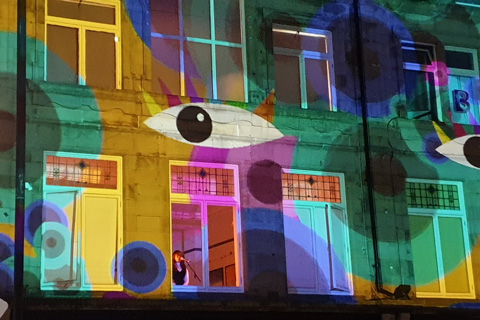 The Brick Box and artist Fabric Lenny created the live artwork on the Assembly’s exterior frontage