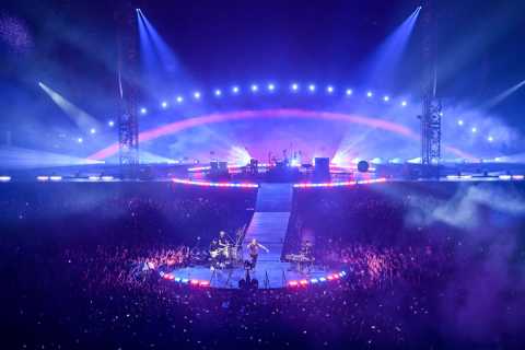 Sooner Routhier chose 66 Domino S and 74 Perseo Profile fixtures for her lighting design I Photo: Steve Jennings