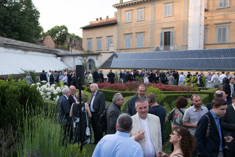 Showlight is a colloquium, organised for lighting professionals by lighting professionals