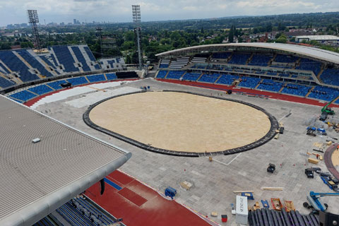 Unusual’s job was to provide all the rigging and install all the lighting for the spectacles