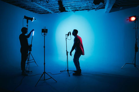 The whitepaper explores a modular approach to live production