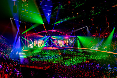 Nick & Simon’s Ahoy farewell (photo: Nico Alsemgeest)