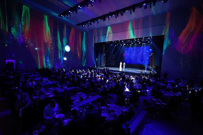 Cosmos Performance & City Hall