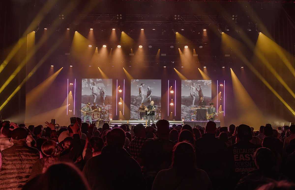 Scott McCreery plays Boston’s new MGM Musical Hall at Fenway